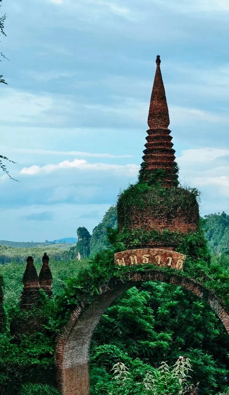 Khao Na Nai Luang Dharma Park