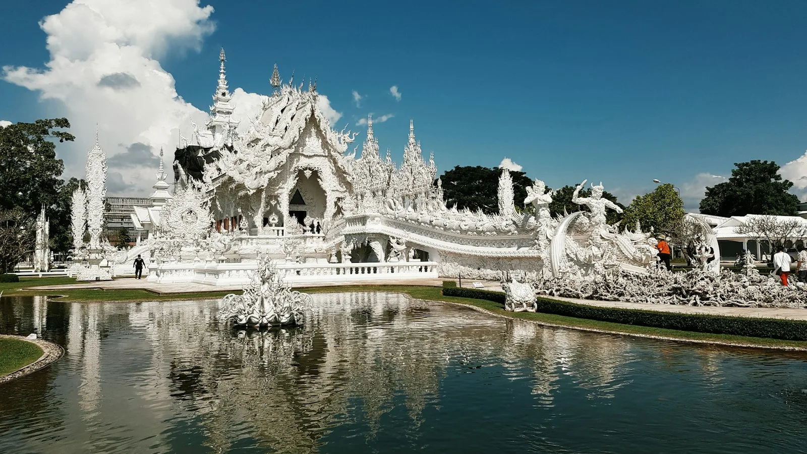 วัดร่องขุ่น