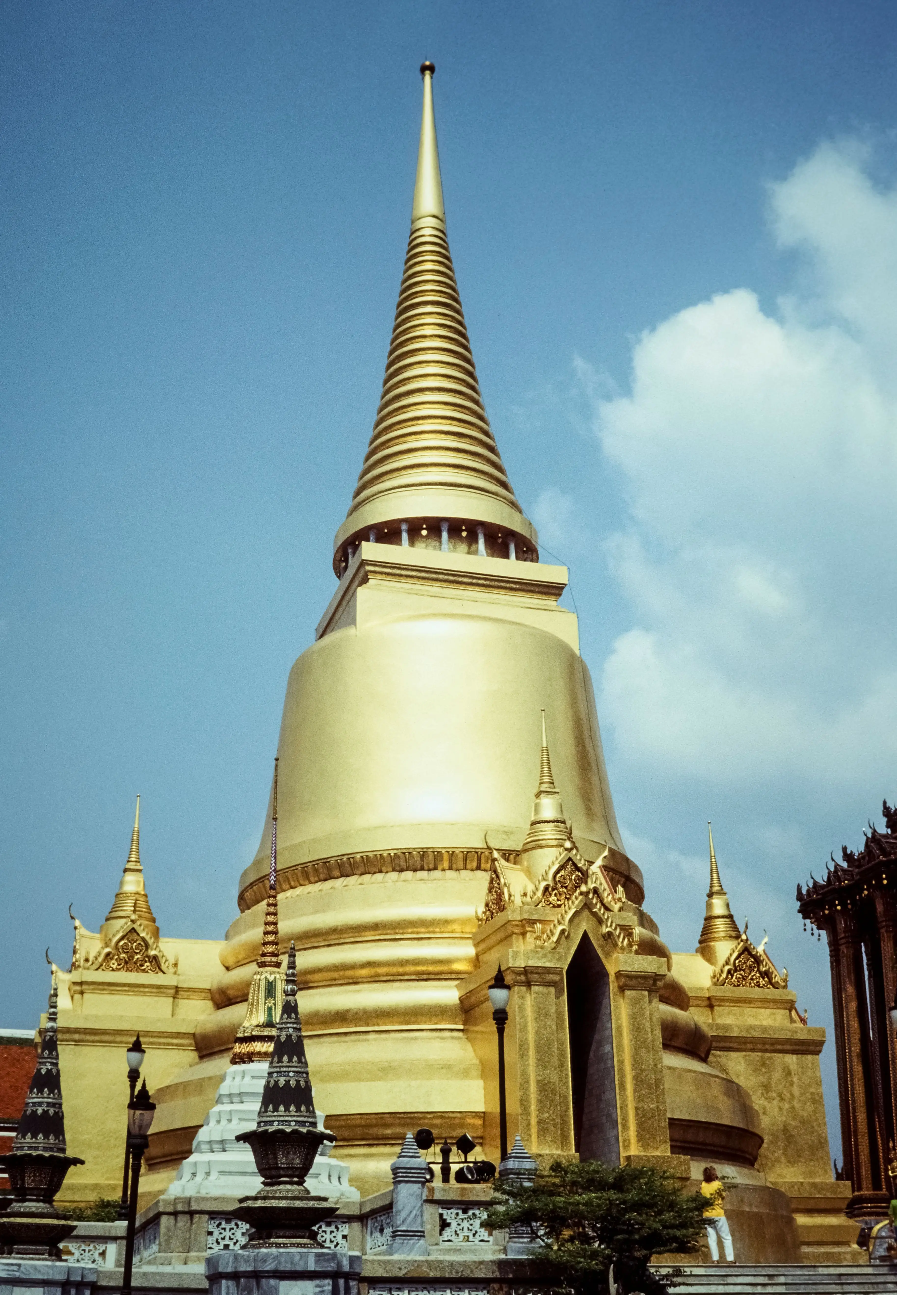 รถทัวร์ ปทุมธานี ถึง ชลบุรี