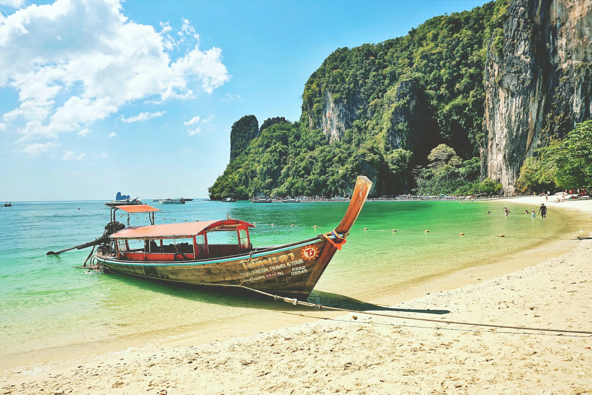 Bus Phuket to Koh Phi Phi