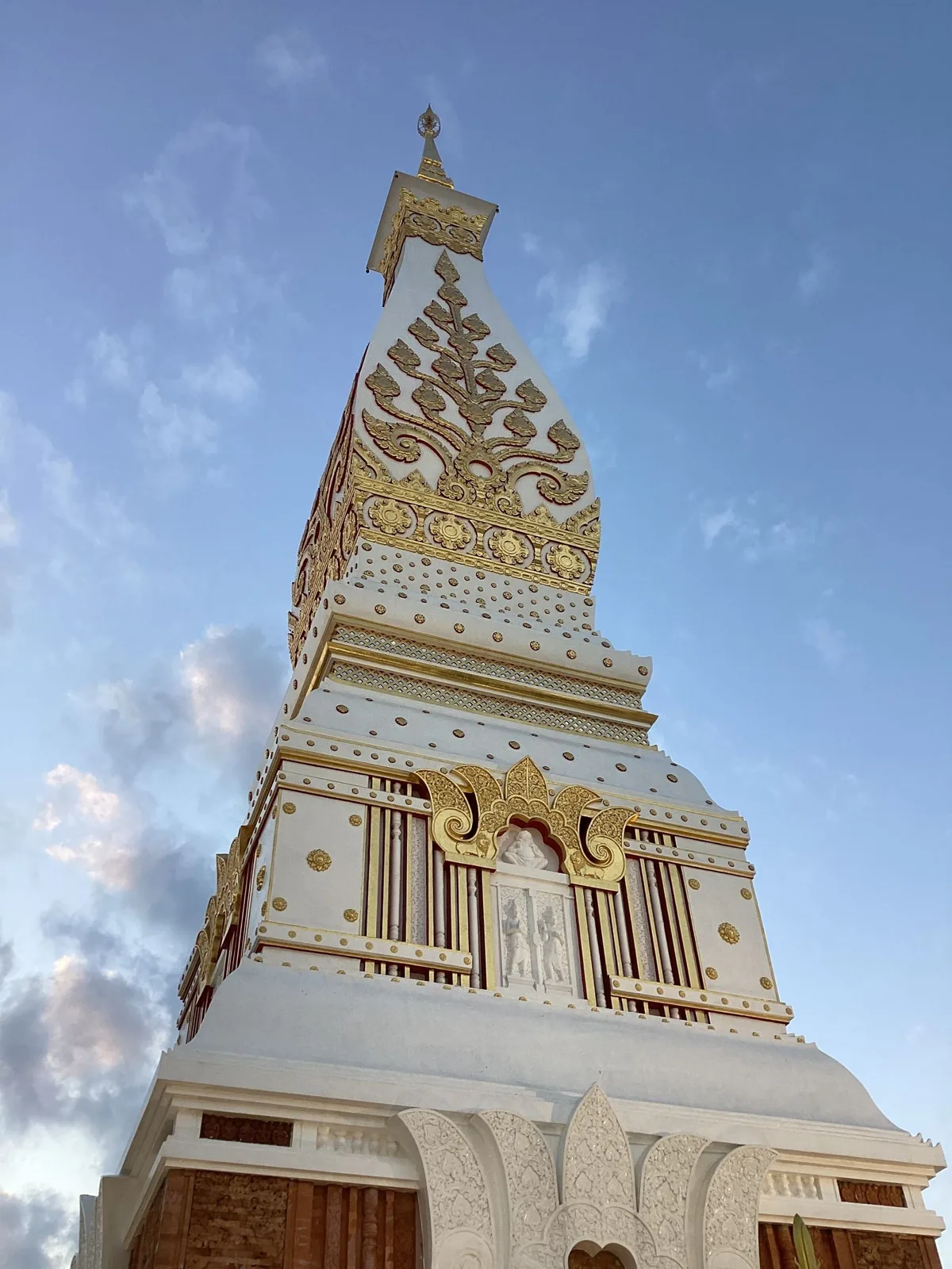 Bus Khon Kaen to That Phanom