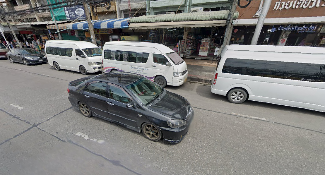 Book Pantip Plaza Ngamwongwan Bus Stop (Opposite Side)