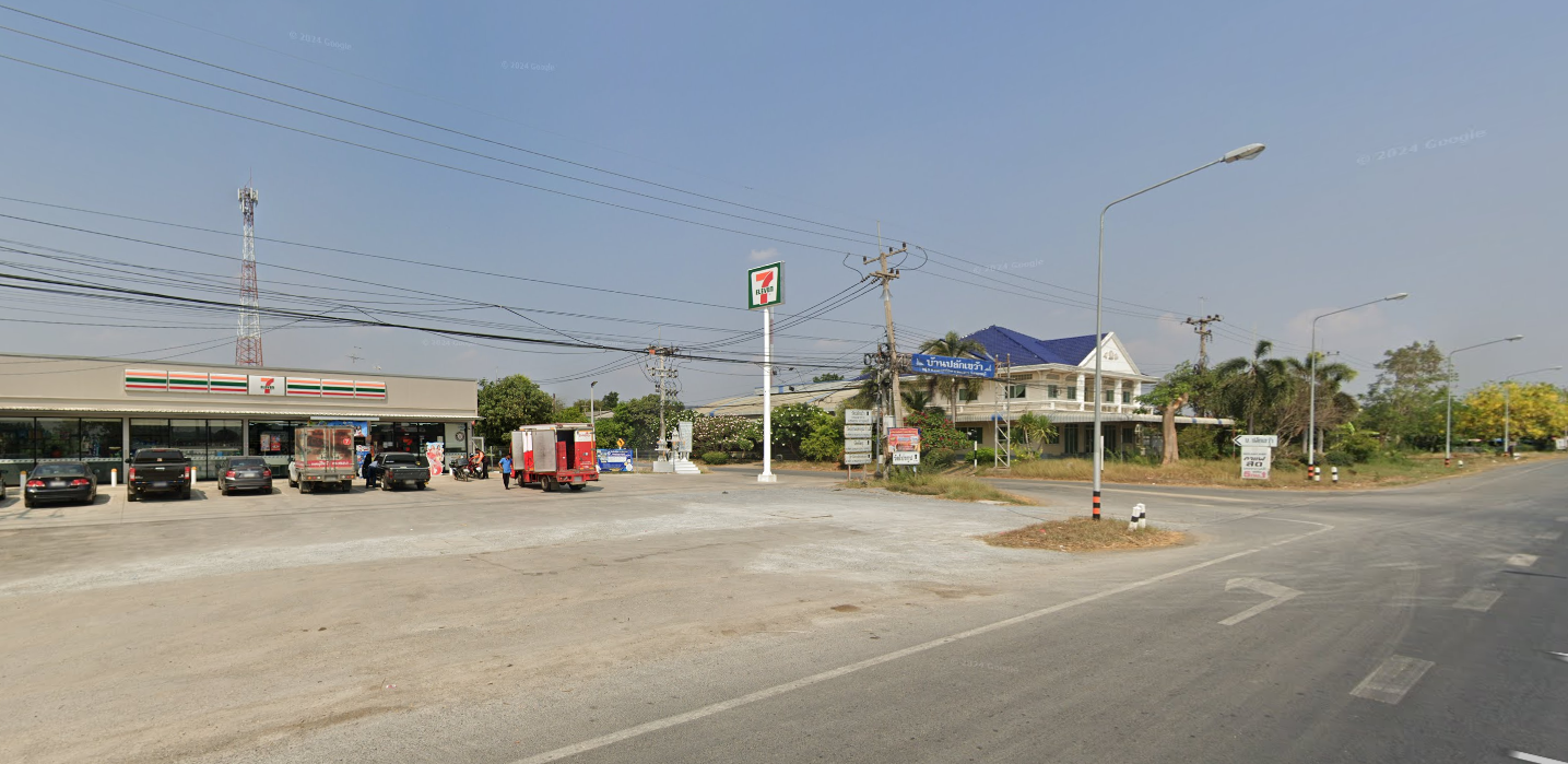 Book Ban Plak Khwao Bus Stop (Near 7-Eleven)