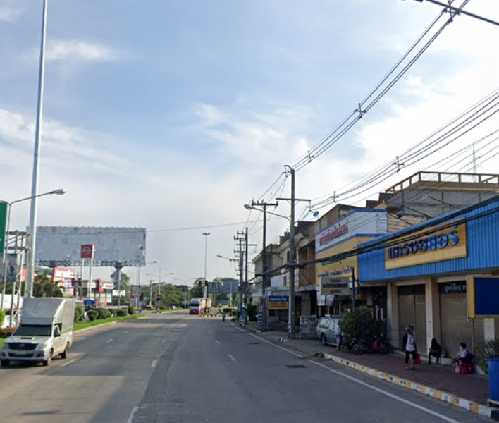 Book Ban Phai Intersection Bus Stop