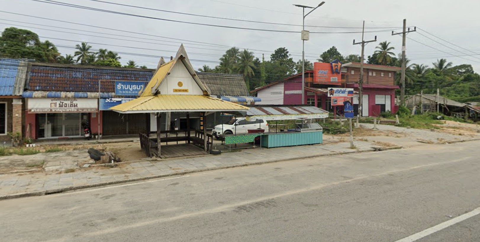 Book Tonsai Market Bus Stop