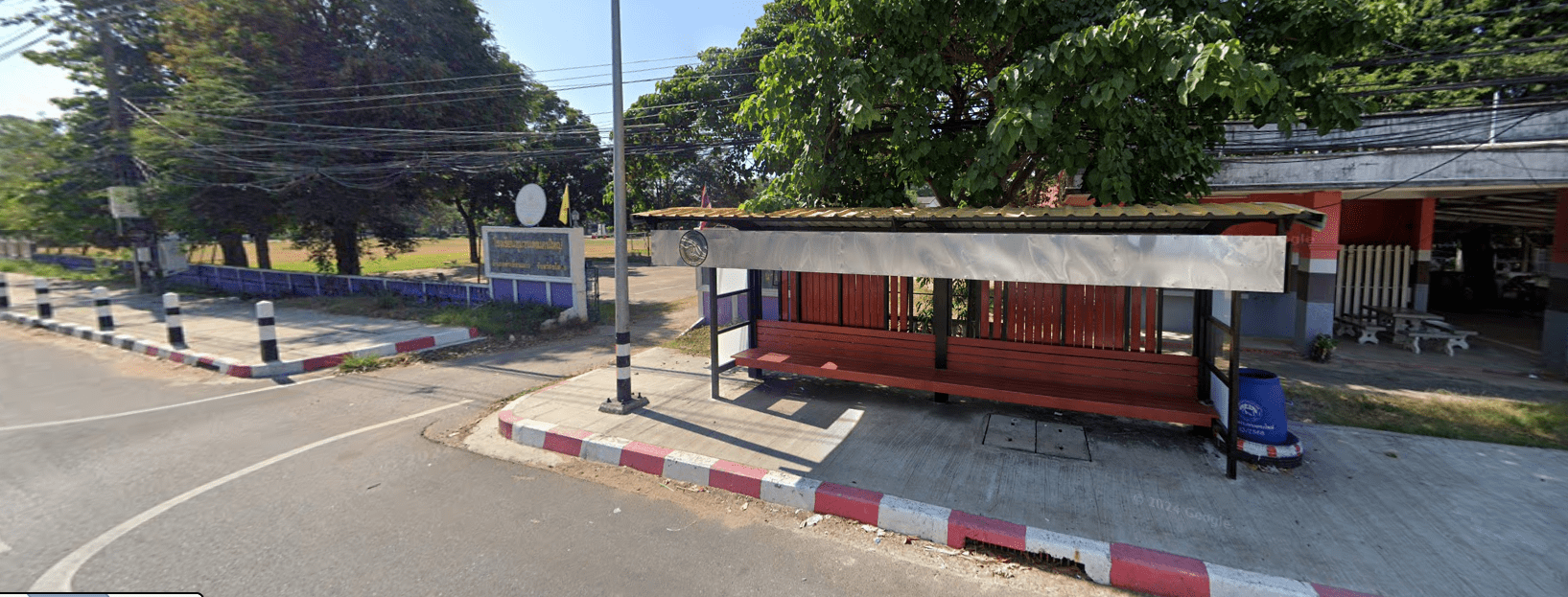 Book Dong Khaen Yai Bus Stop