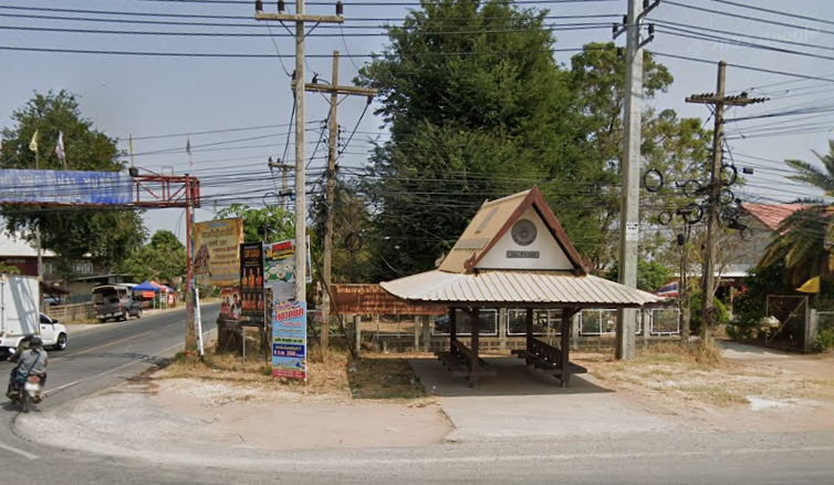 Book Ban Nong Ya Phraek Bus Stop (Highway Pavilion)