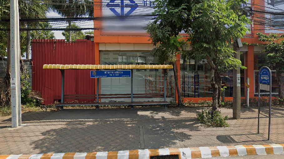 Book Makro Bang Bon Bus Stop (Highway Pavilion in front of Ban Parinsiri)