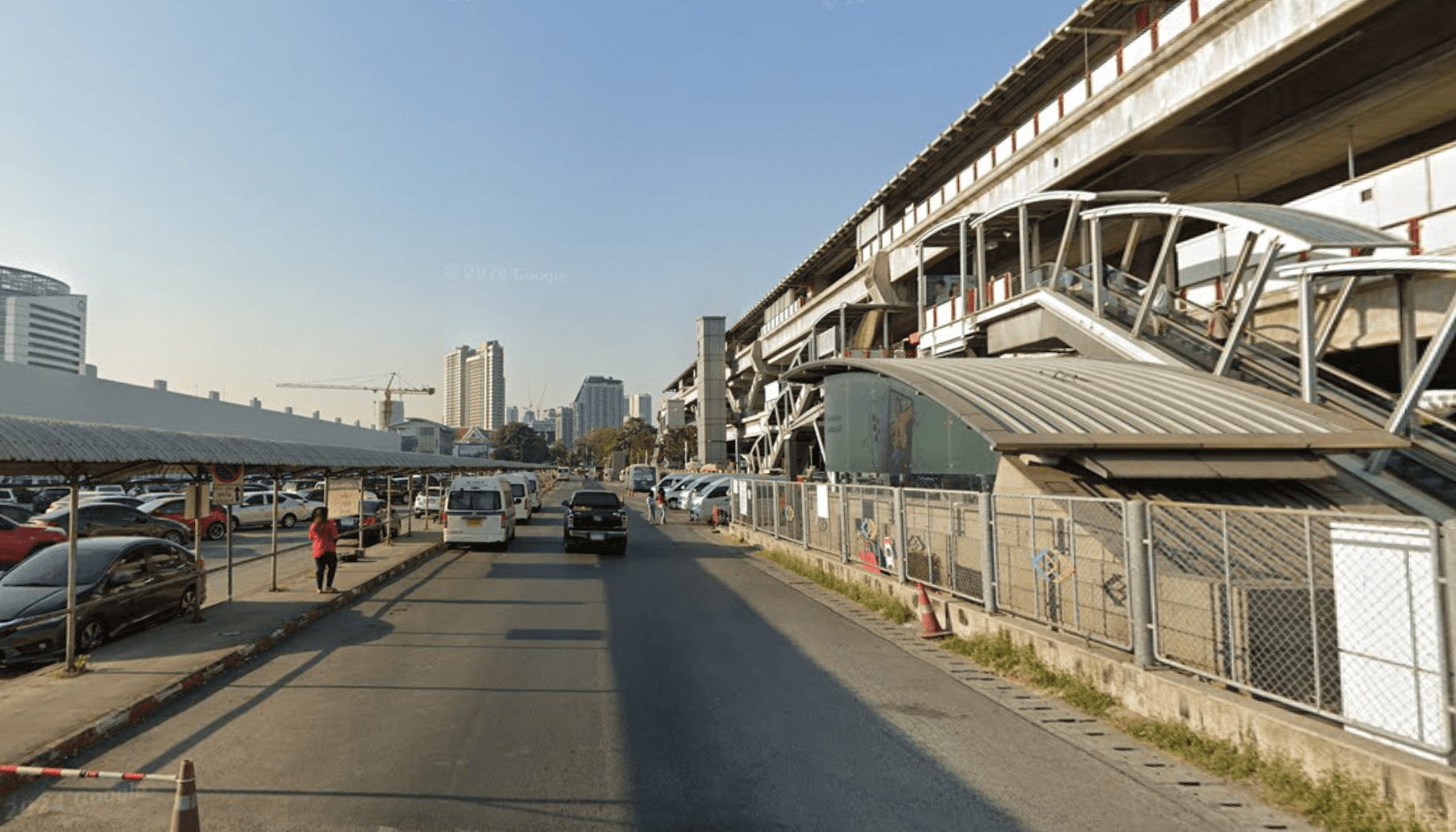 Book Chatuchak Park Bus Stop (MRT Station)