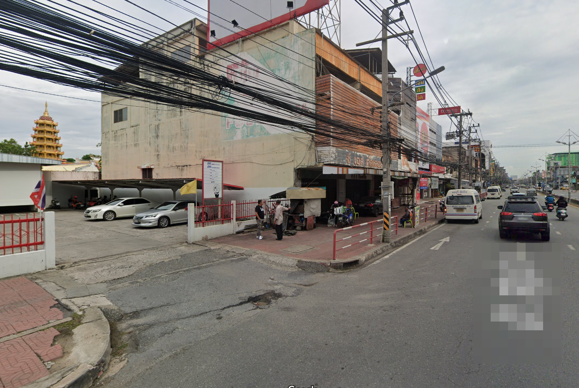 Book Chalerm Thai Intersection Bus Stop