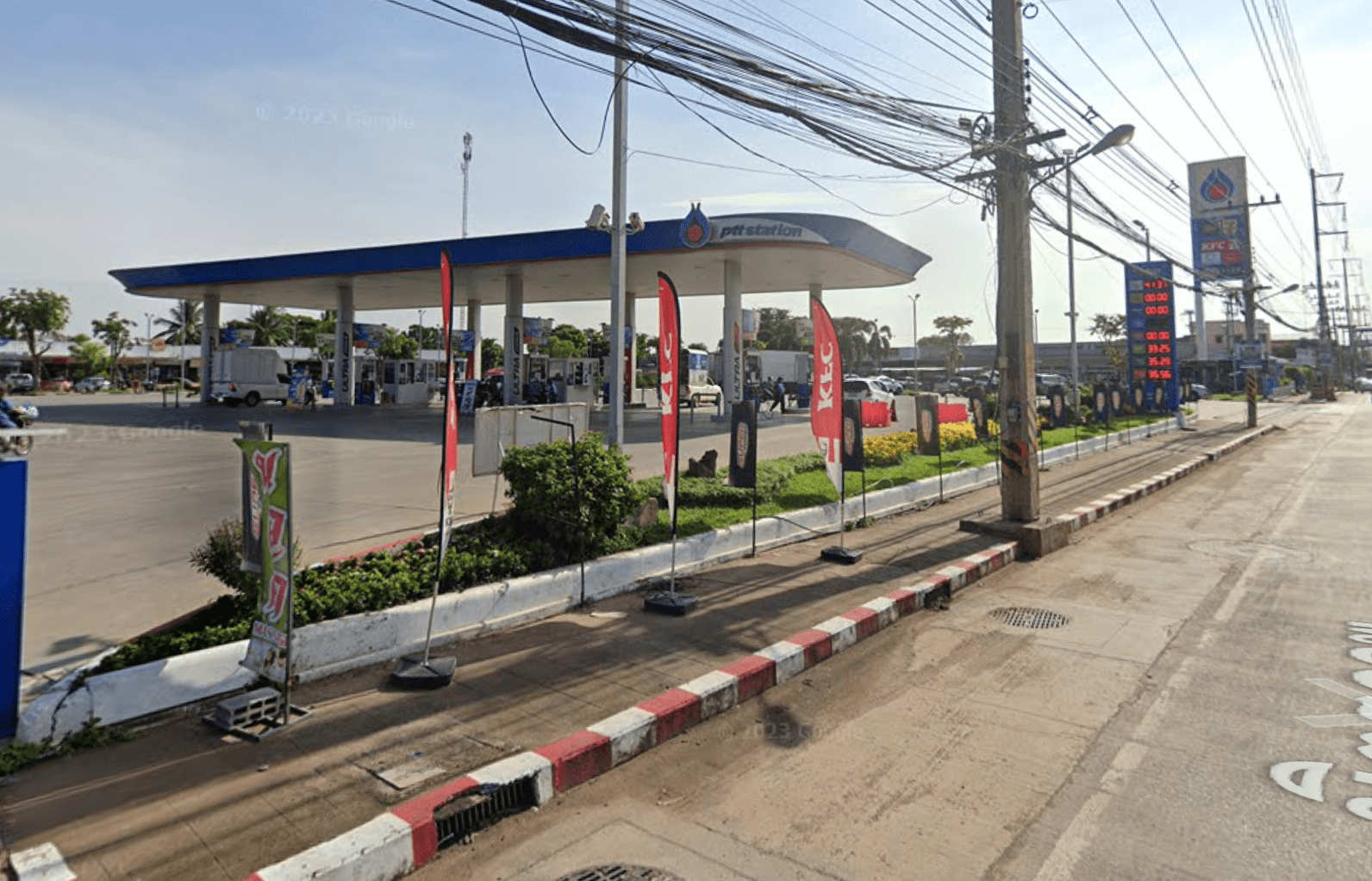Book PTT Station Khok Kruat