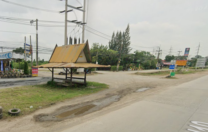 Book Gateway stop (Before Reaching The Caltex Gas Station)