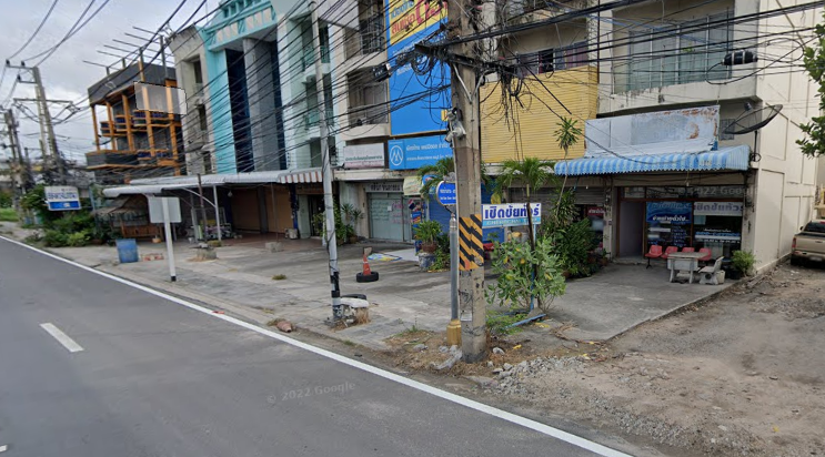 Book Chonburi Bypass Intersection Bus Stop