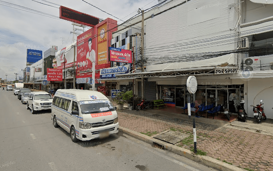 Book Muang Lopburi District's Watcharin Tour (Near Sa Kaeo Roundabout)