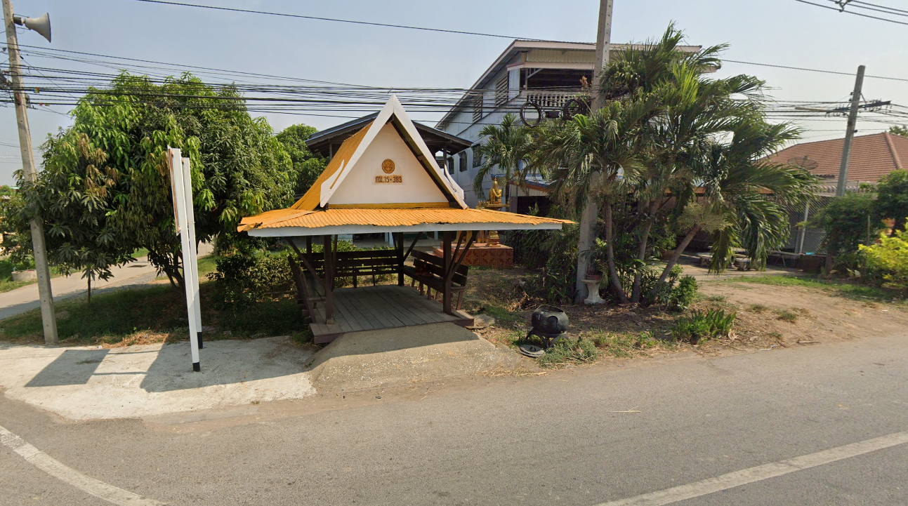 Book Thung Samo Subdistrict Bus Stop (Pavilion Opposite August Market)