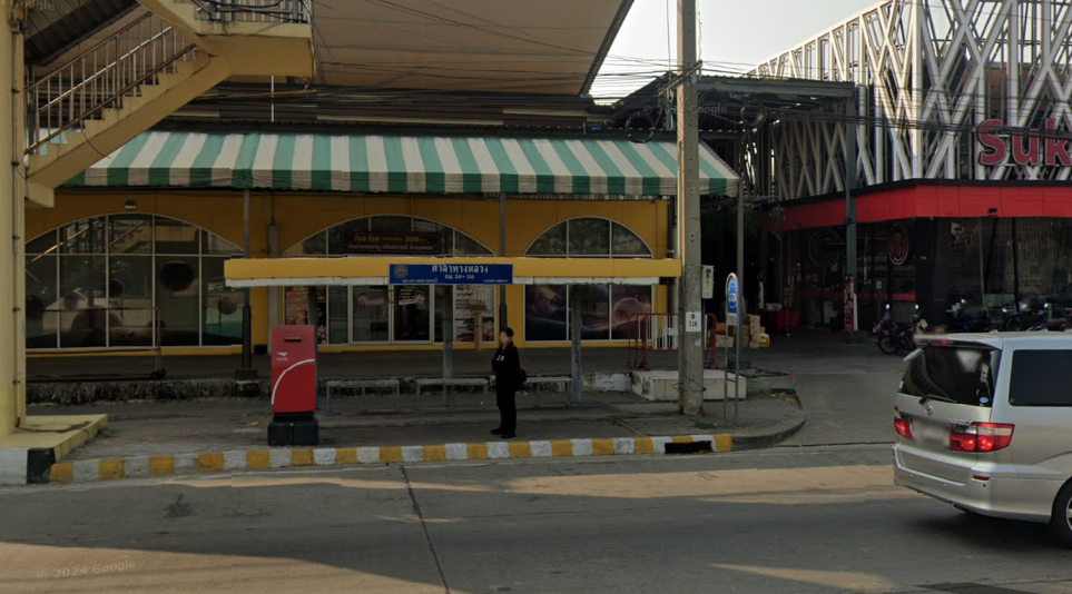 Book Kanchanaphisek Road Bus Stop (Southern Association)