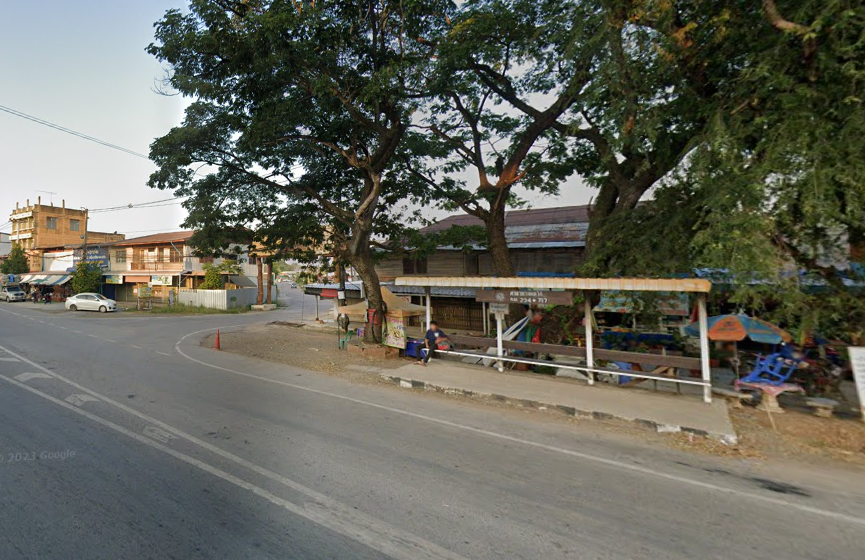 Book Ban Non Han Bus Stop (Highway Pavilion at Wat Chaeng Sawang Nai)