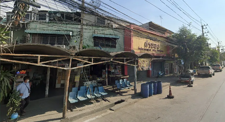 จองตั๋วจุดจอดวังน้อย (ติดห้างทองศรทอง)