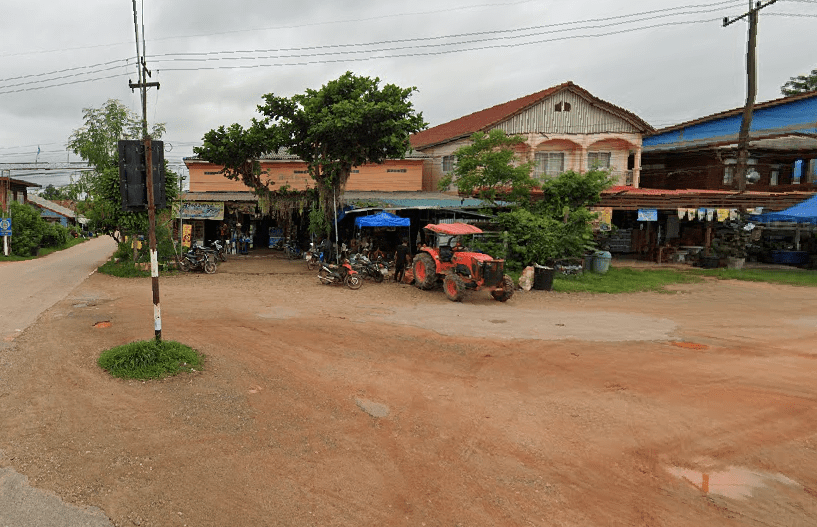 Book Chaiyaporn Subdistrict's Sawasdee Esan Bus Stop