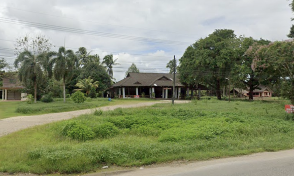 Book Kapoe Bus Stop