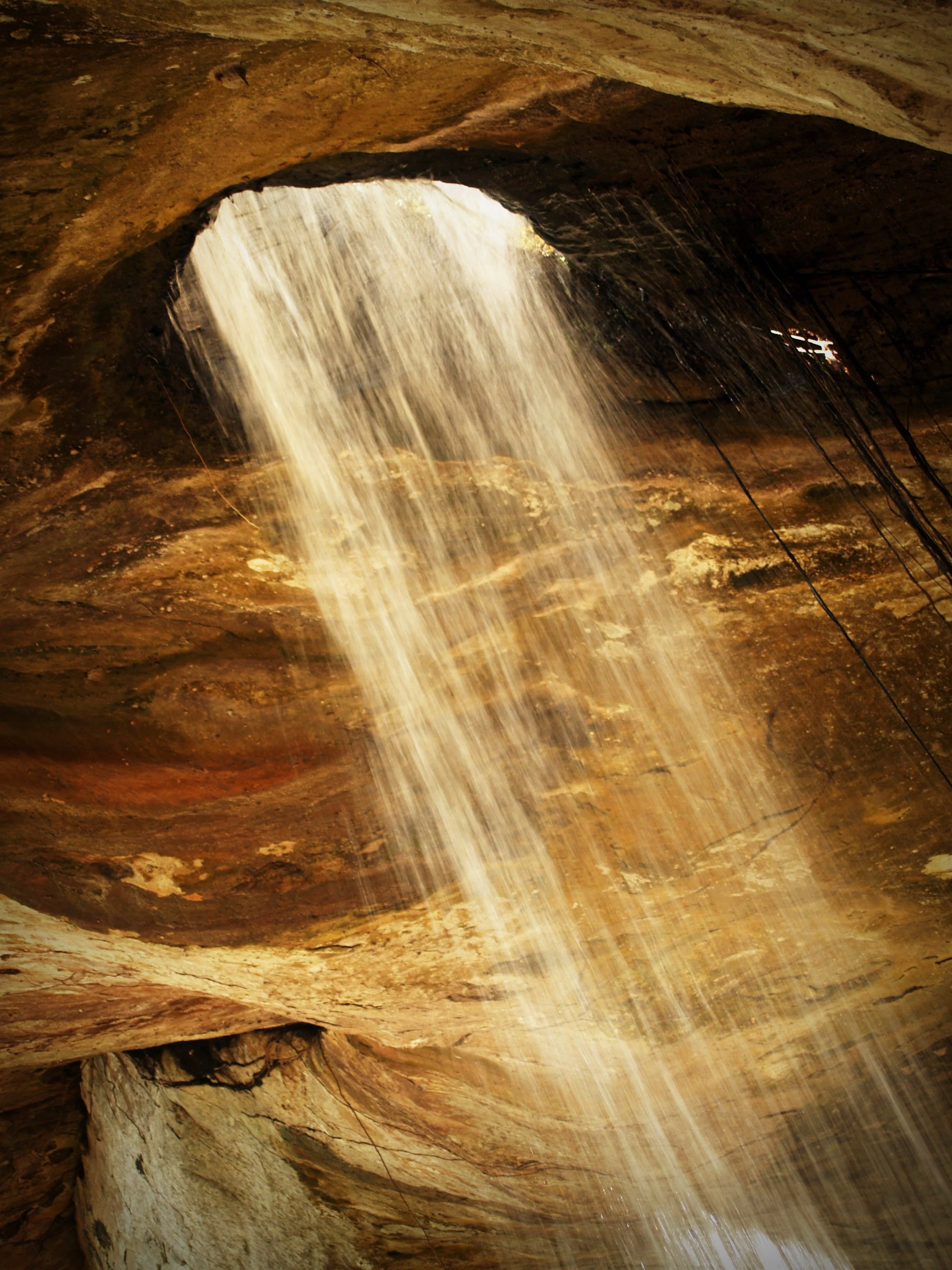 Saeng Chan Waterfall (Nam Tok Ru)