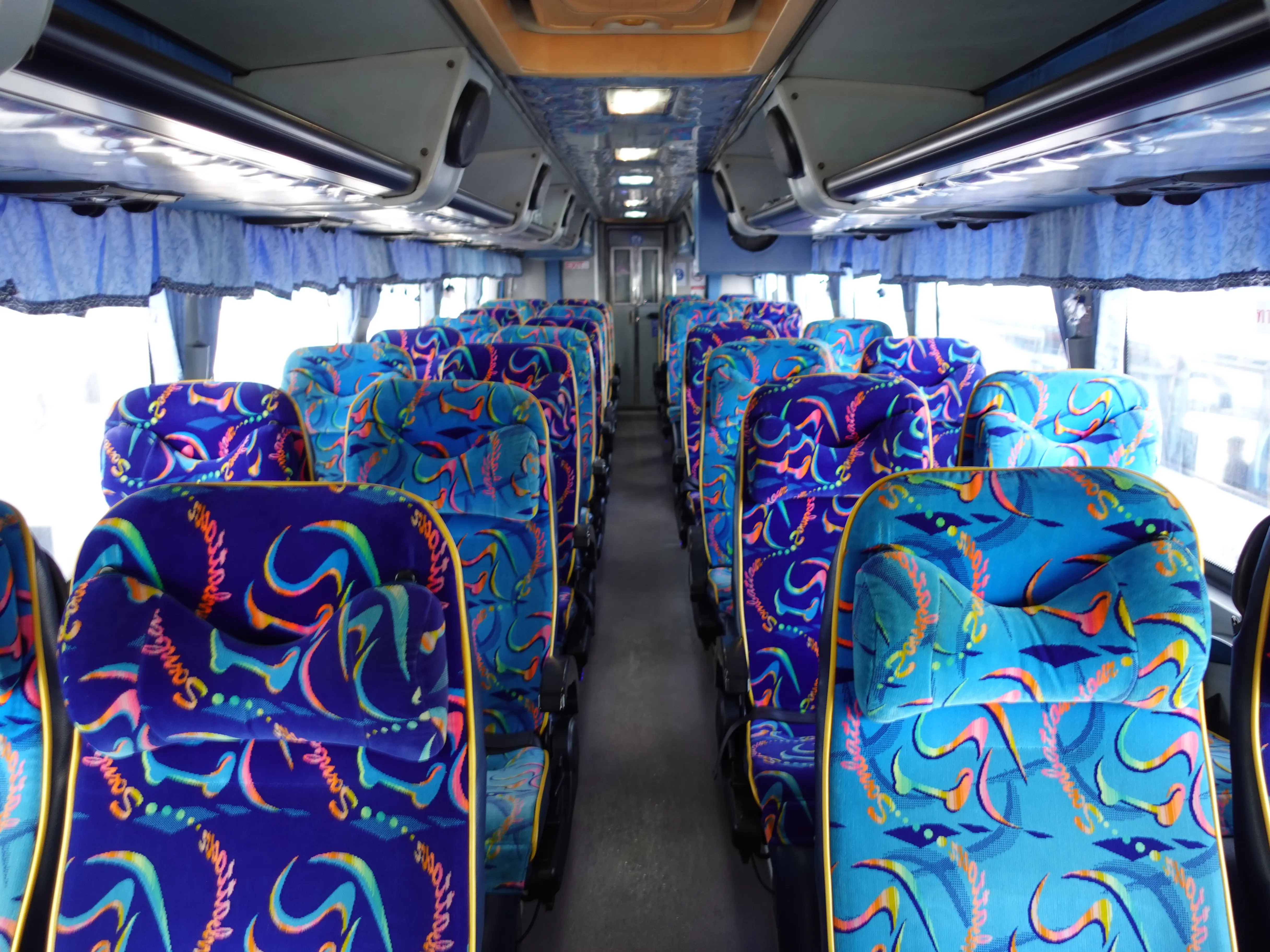 Thaibus Tour gallery photo 3