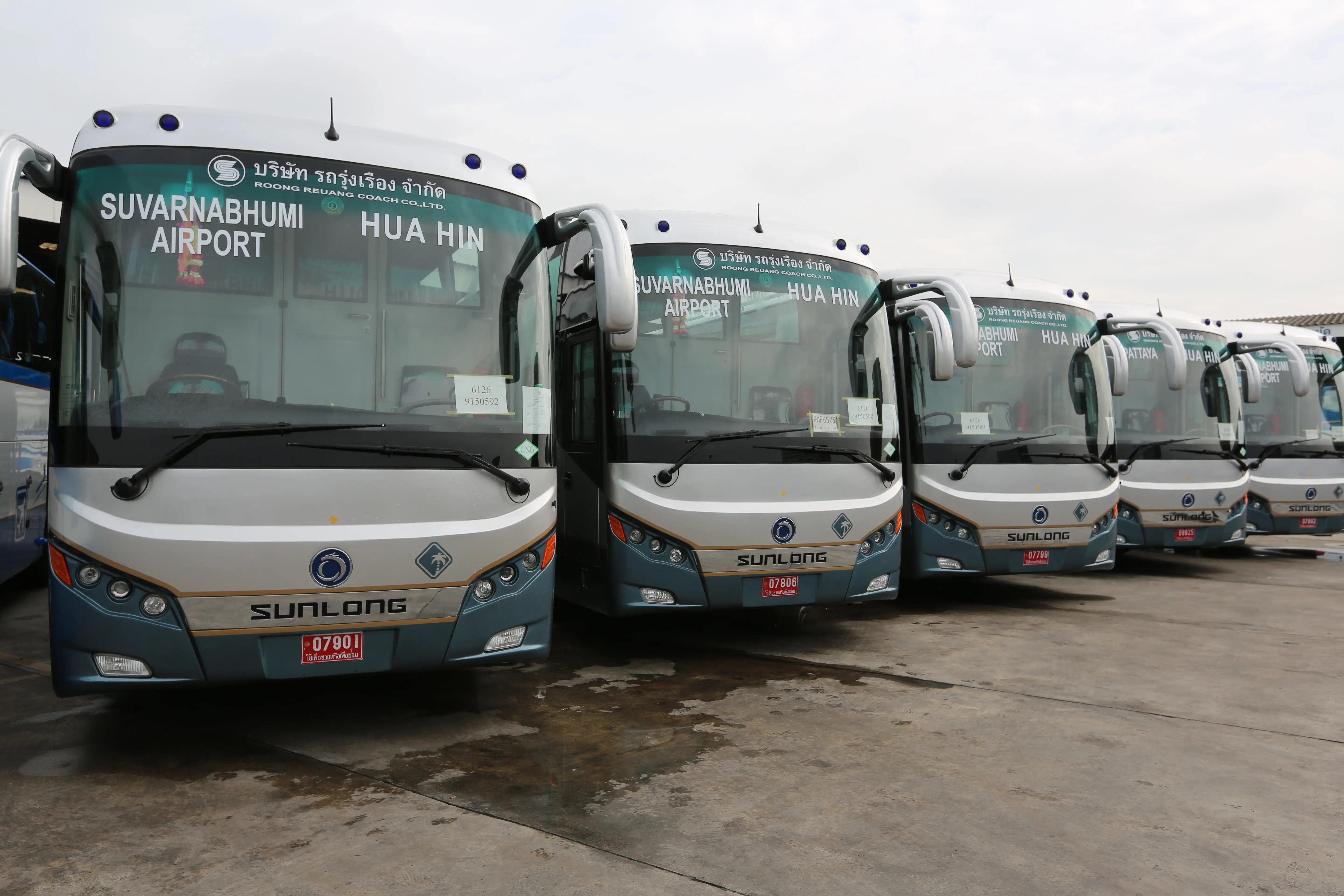Roong Reuang Coach gallery photo 3