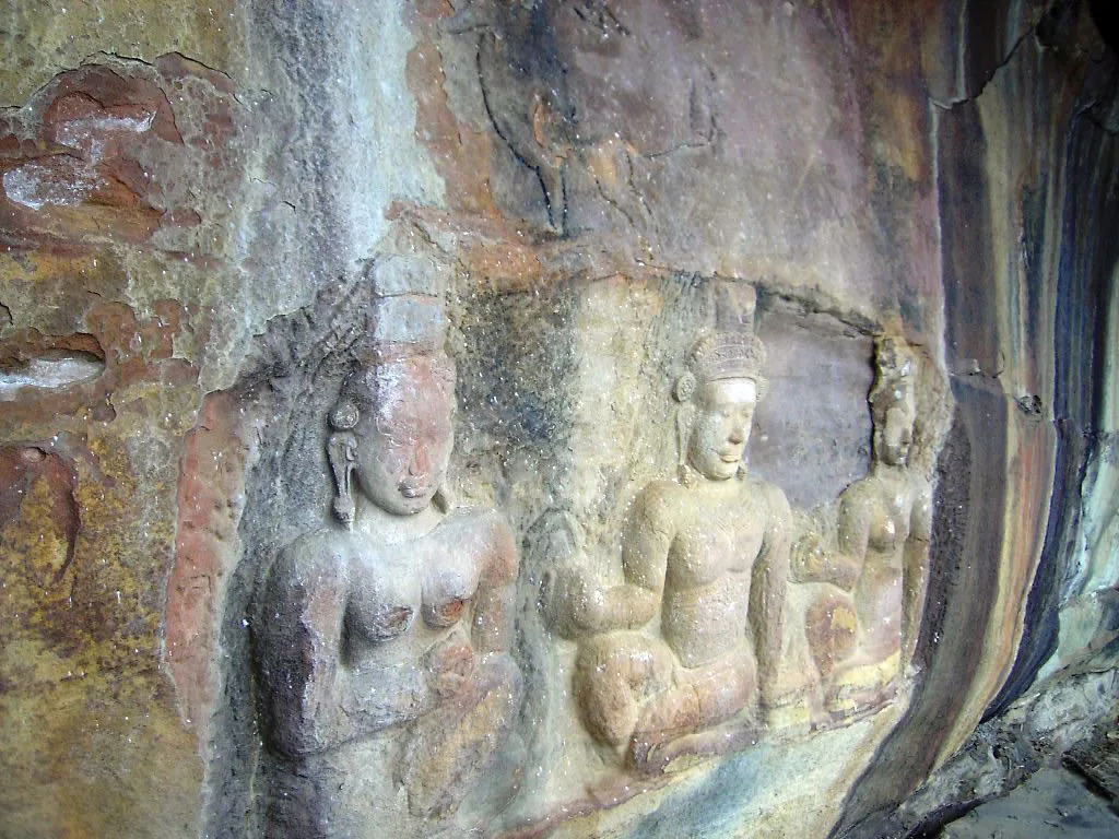 รถทัวร์ กรุงเทพฯ ถึง กันทรลักษ์