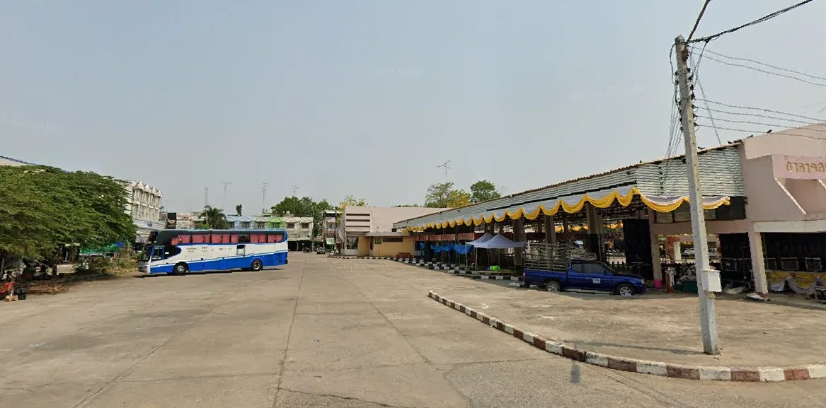 Pichit Bus Terminal photo 4