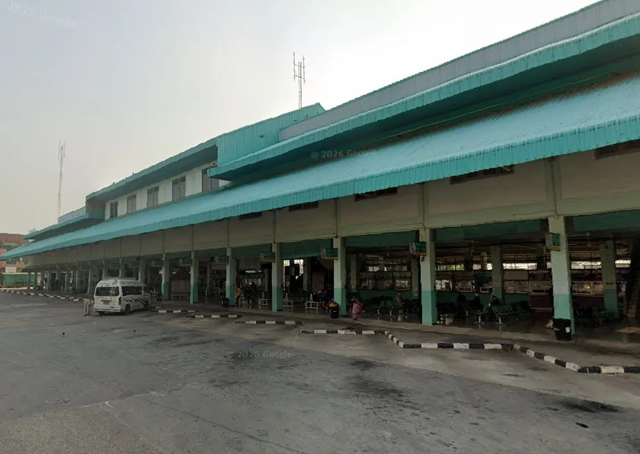 Phitsanulok Bus Terminal 2 photo 4