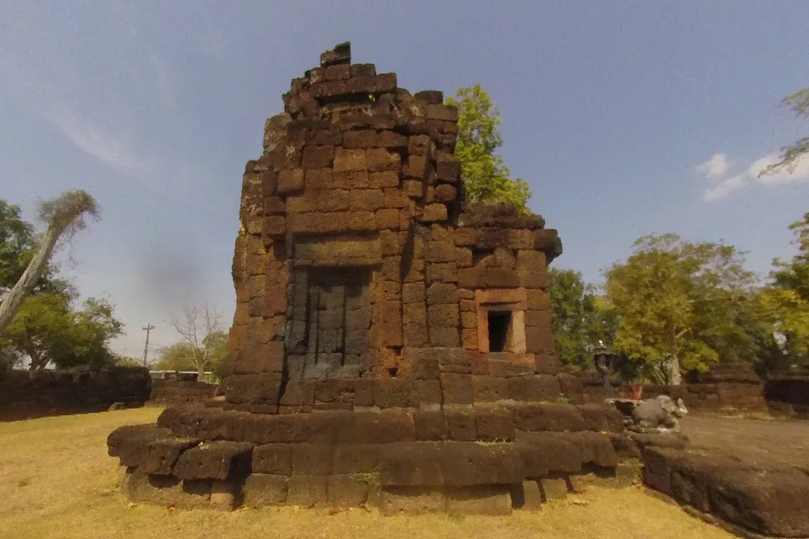รถทัวร์ สถานีขนส่งผู้โดยสาร จ.สุโขทัย ถึง มหาสารคาม